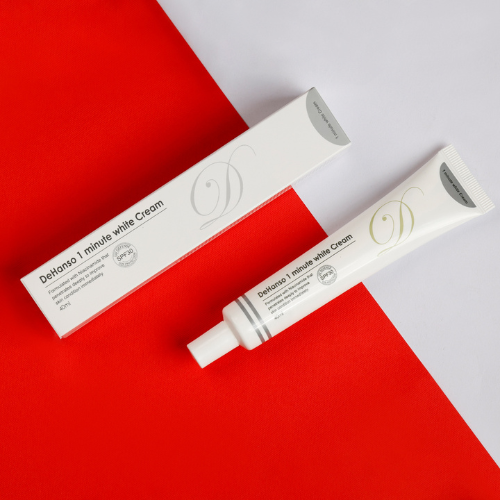 DeHanso 1 Minute White Cream tube delivering instant tone-up brightness and glow, available in Jordan drug store and cosmetics jordan

