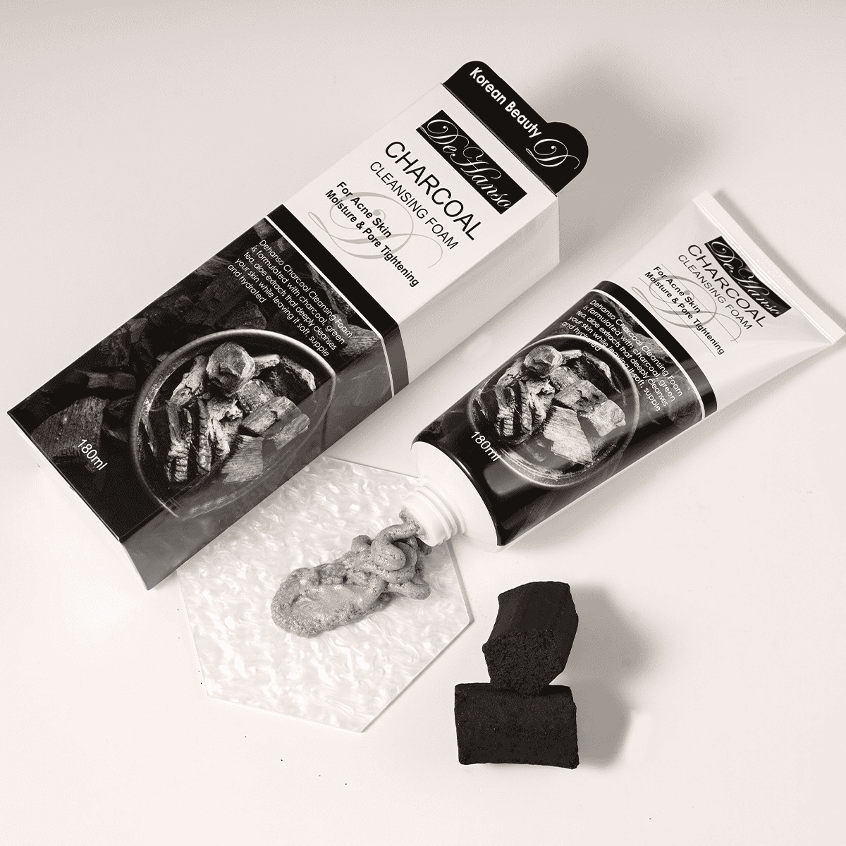 Buy DeHanso Charcoal Foam Cleanser in Jordan. A Korean deep-cleansing formula that detoxifies, controls oil, and clears pores.