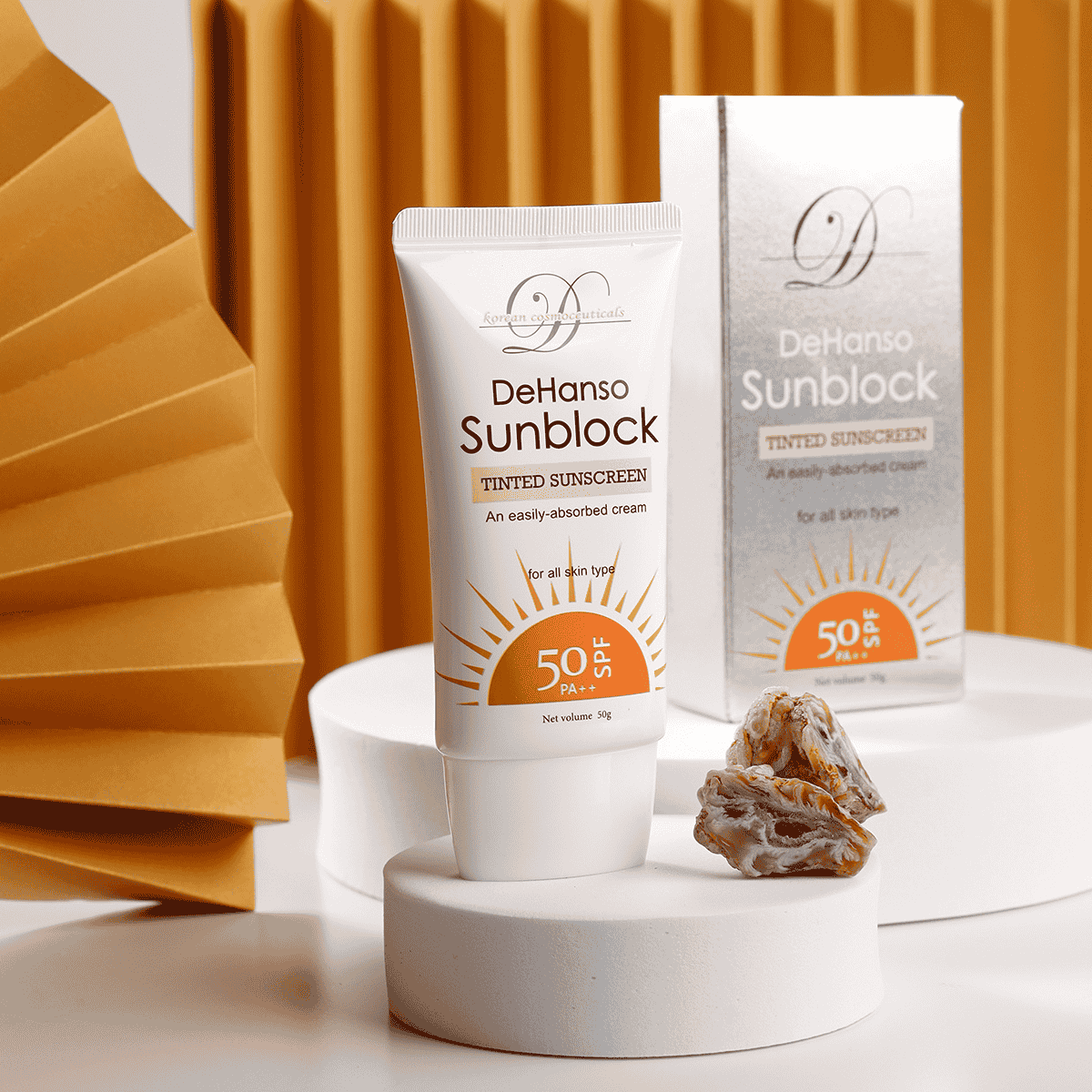 Discover where to buy DeHanso Sunblock Tinted Cream in Jordan. Learn how this Korean SPF 50 tinted formula hydrates, protects, and evens the skin tone.